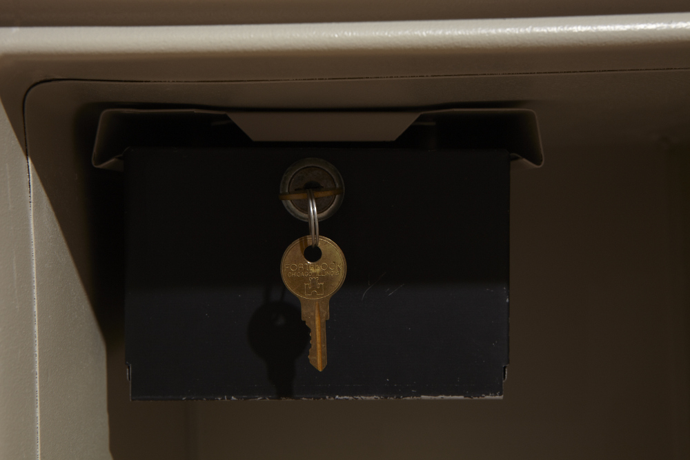 Sentry 6330 Floor Safe