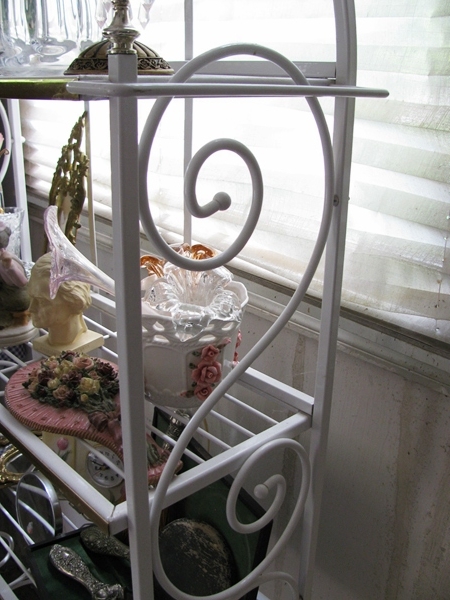 Decorative Accessories