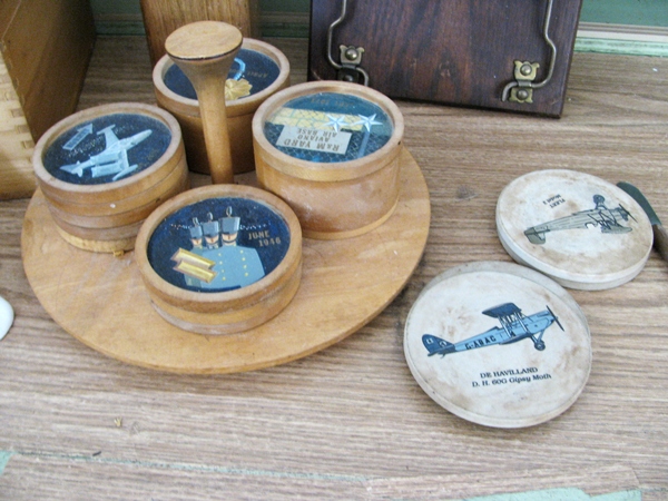 Decorative Accessories