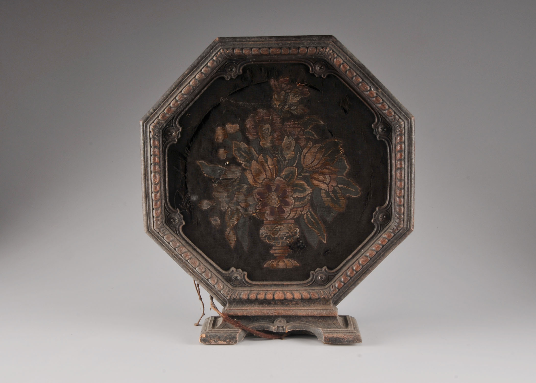 C. 1920 RCA Radiola Model 103 Tapestry Speaker