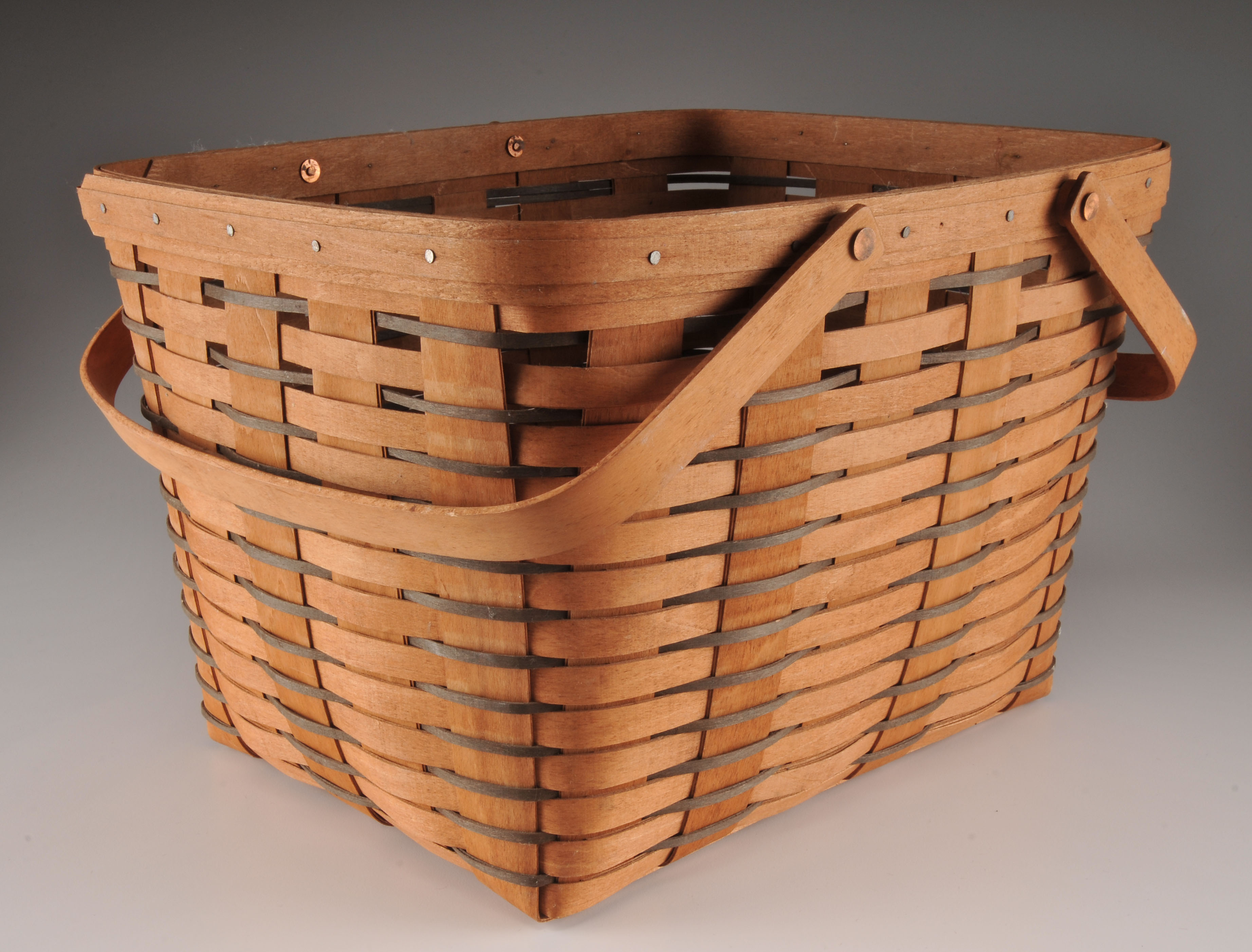 Longaberger Two Tone Picnic Basket with Riser