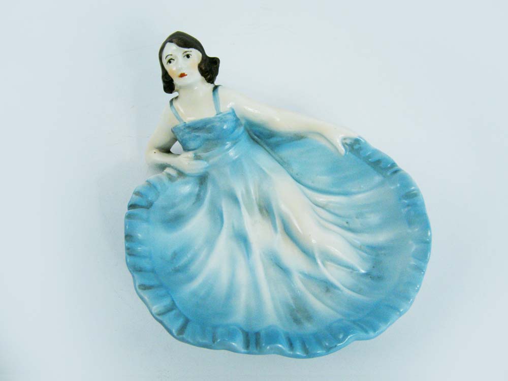 Czechoslovakian Art Deco Lady Ash Receiver