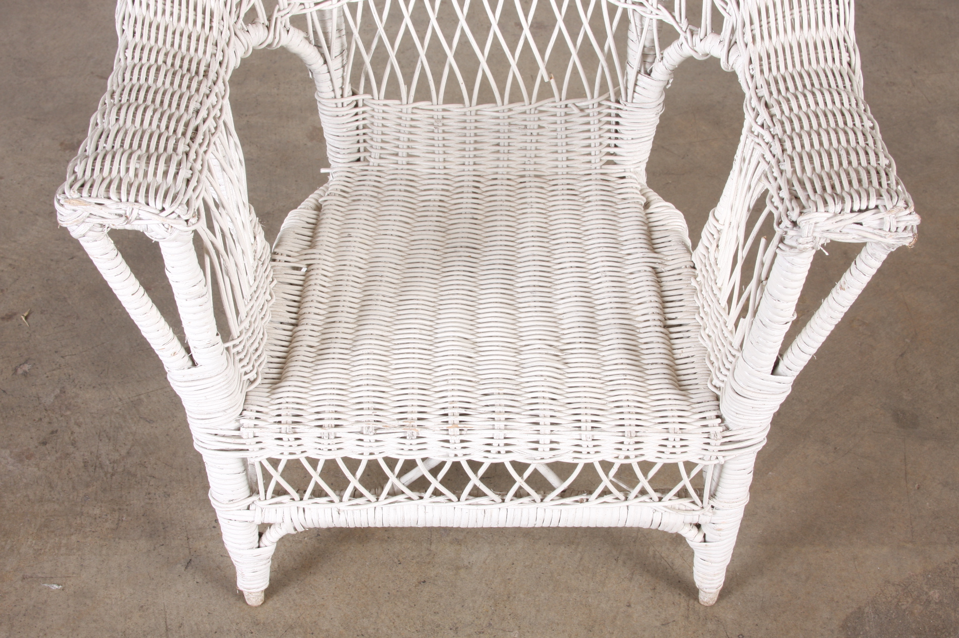 Assorted Furniture Pieces