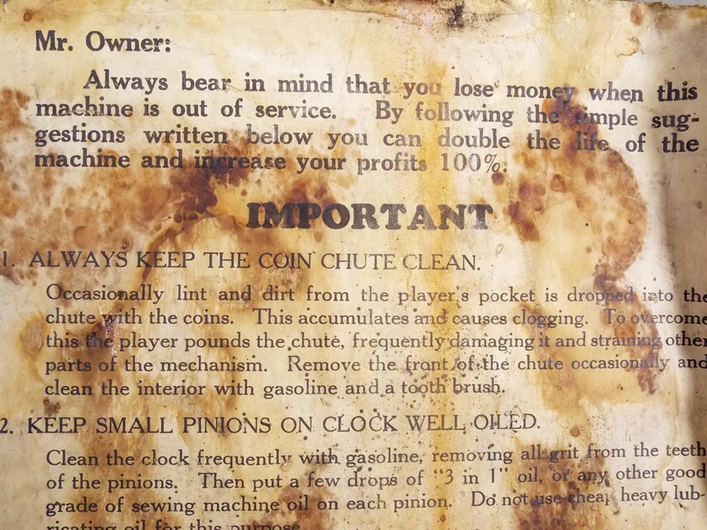 Fabulous and Fun Art Deco Slot Machine 