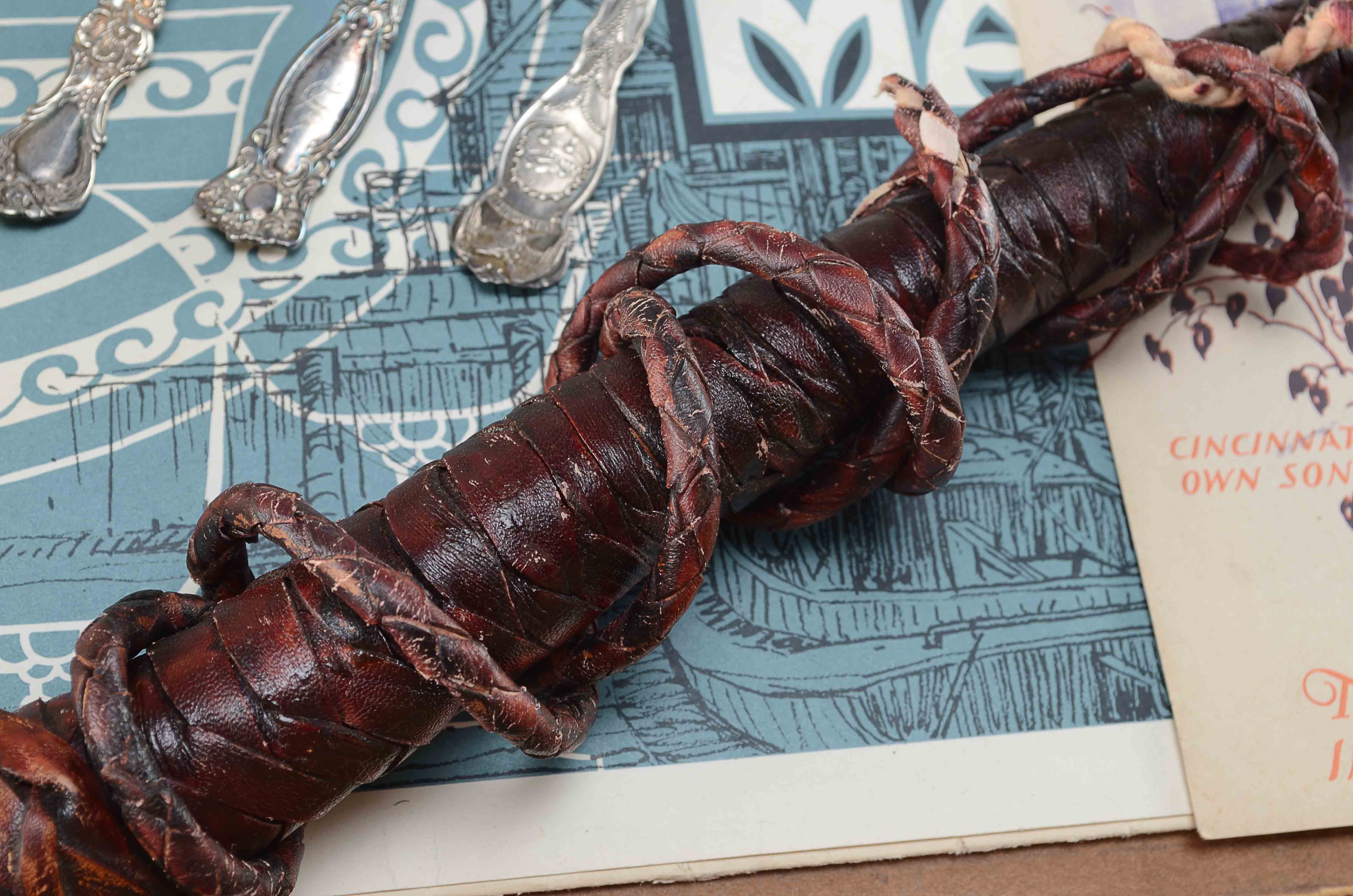 Box Lot of Vintage Items