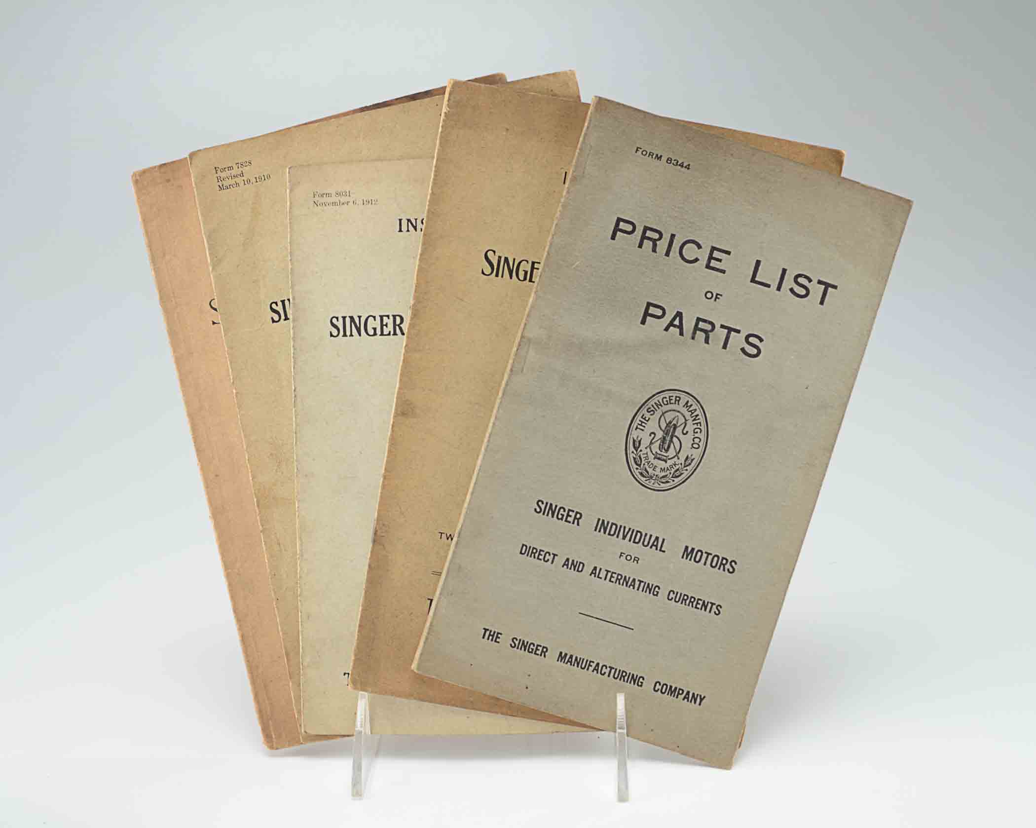 Collection Vintage Advertising & Various Size Sewing Thimbles