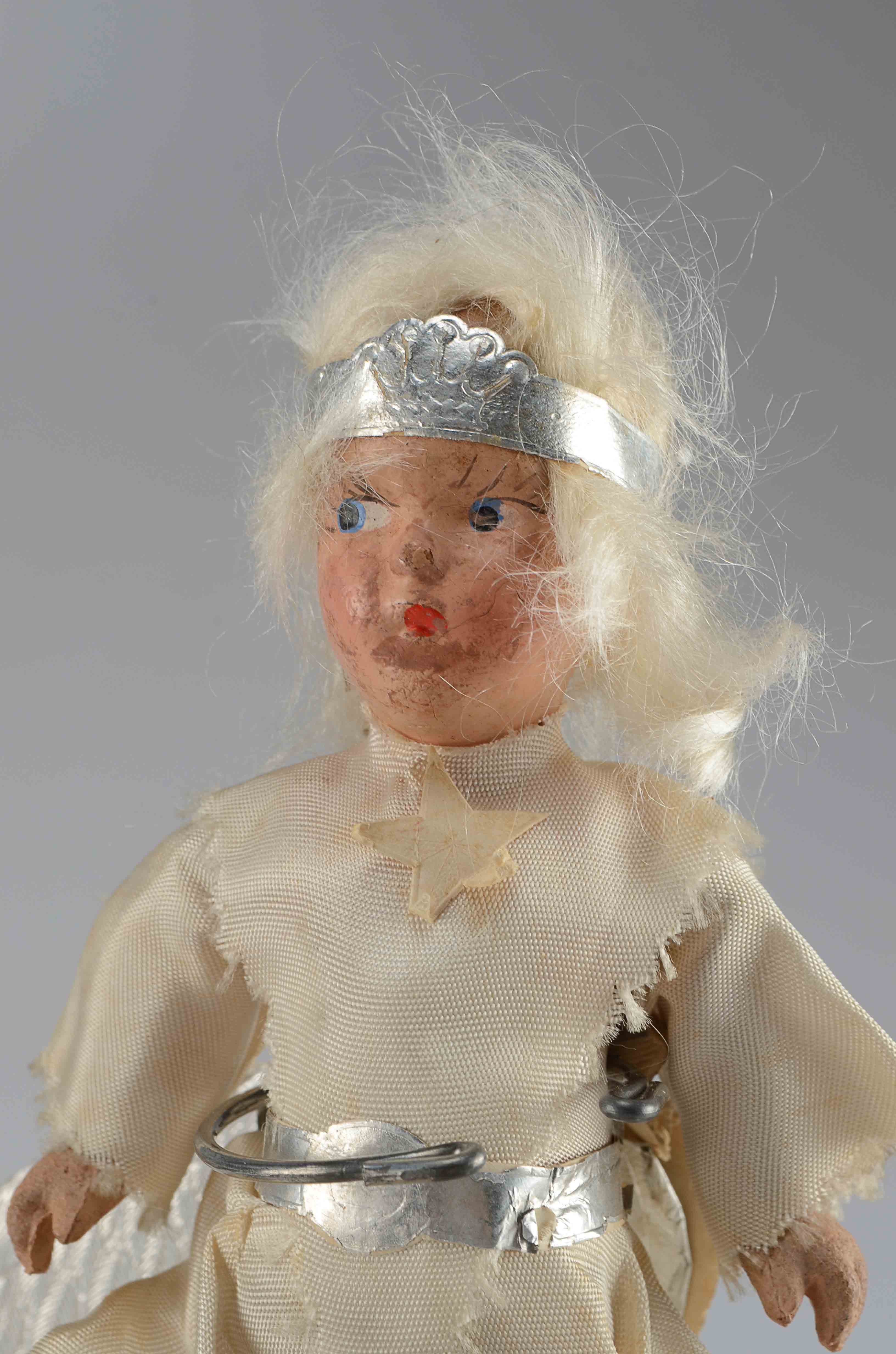 Assorted Porcelain Decor