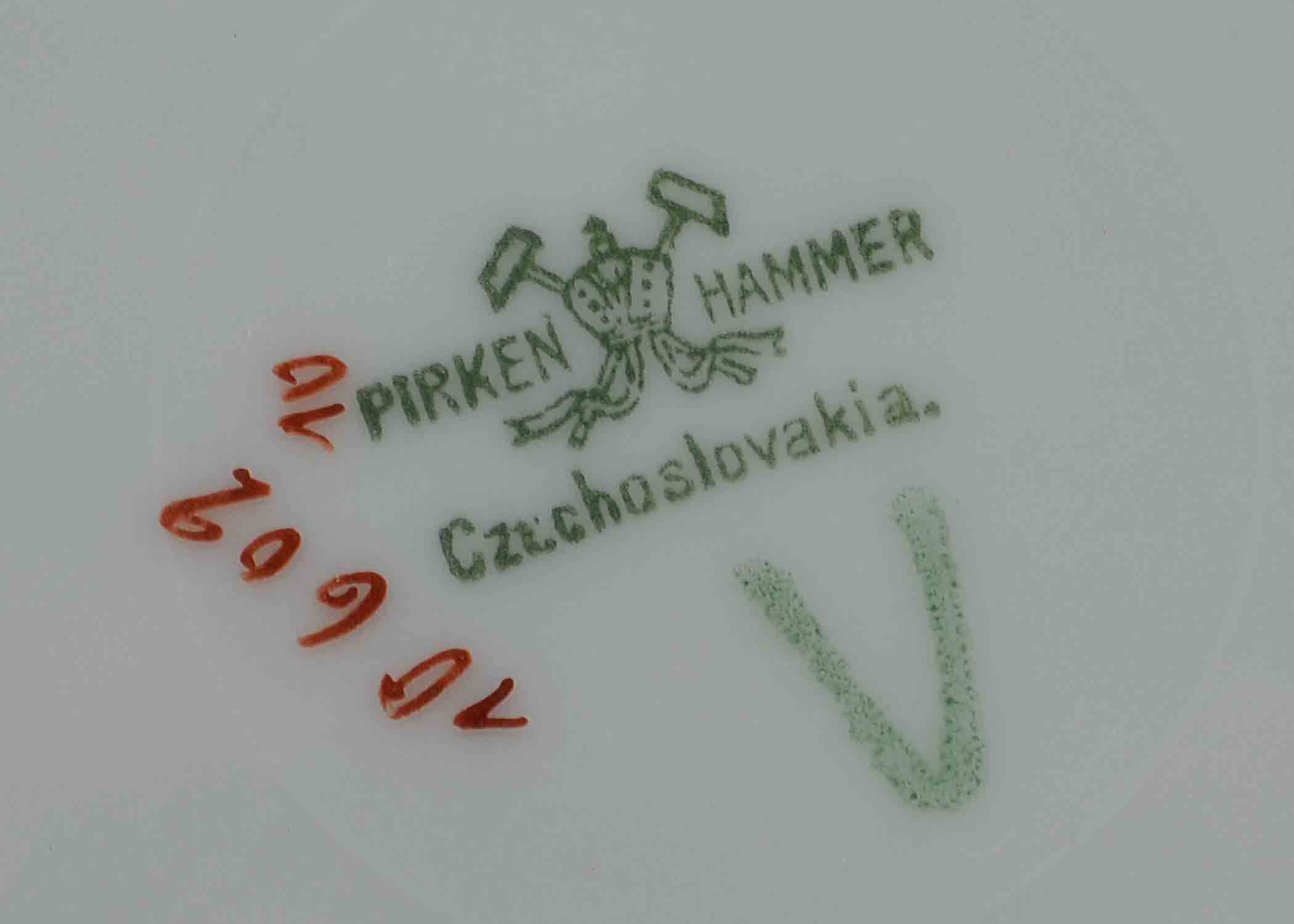 Old Foley Chinese Rose Salad Serving Bowl +