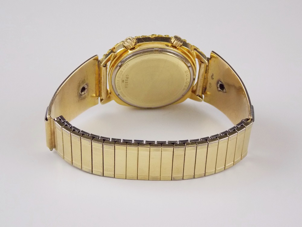One Of A Kind Gents Gold Nugget Watch