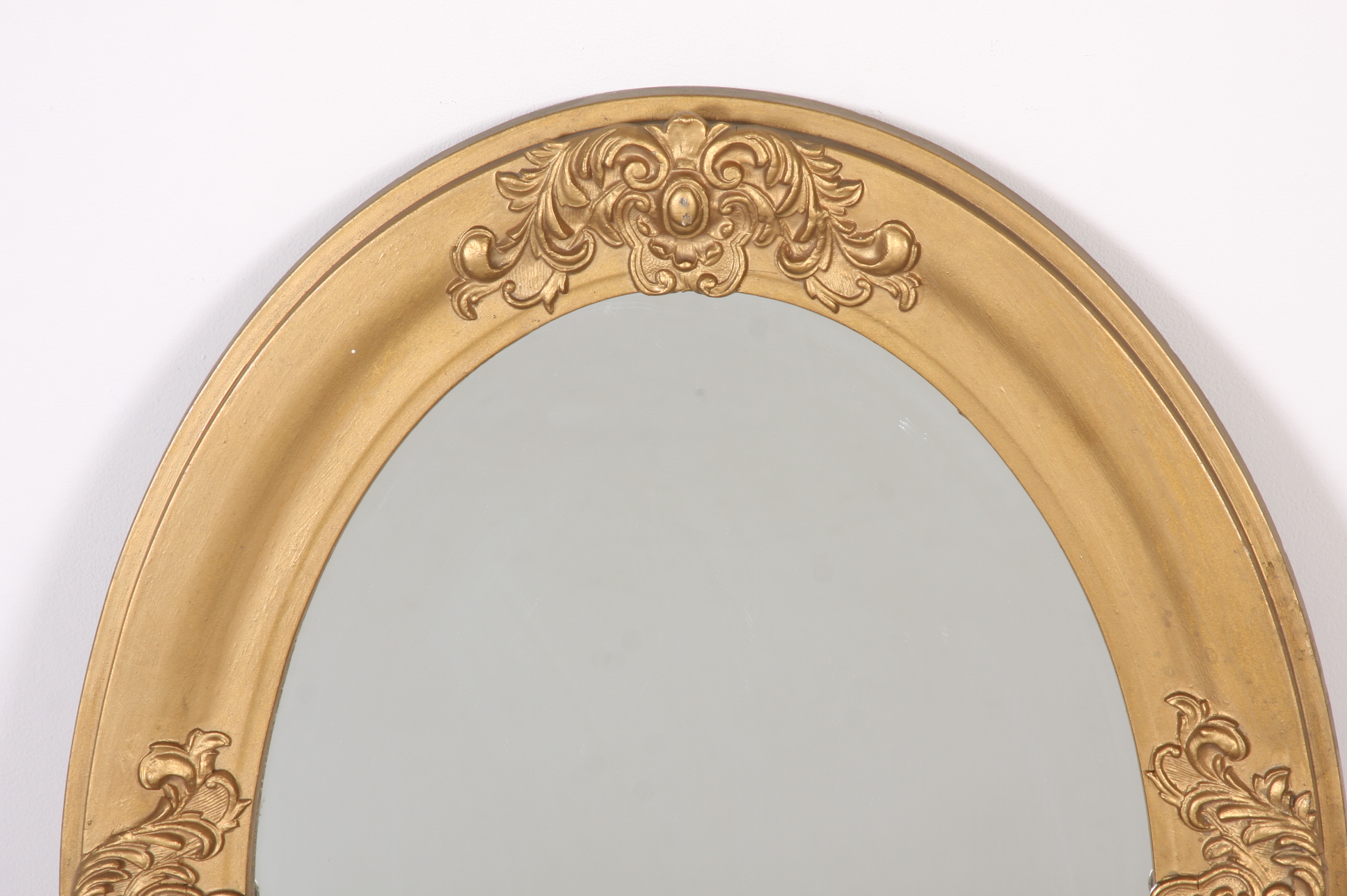 Gold Framed Ovular Mirror