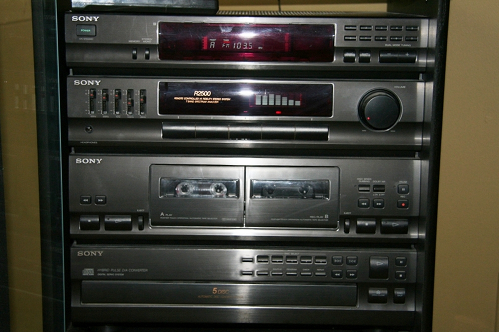 Sony Stereo System with Cabinet