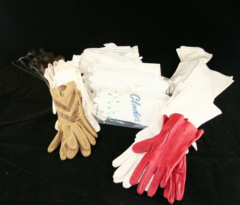 Collection of Vintage Ladies Gloves