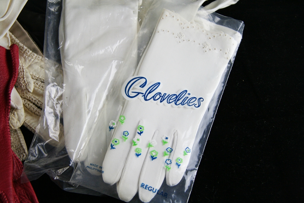 Collection of Vintage Ladies Gloves