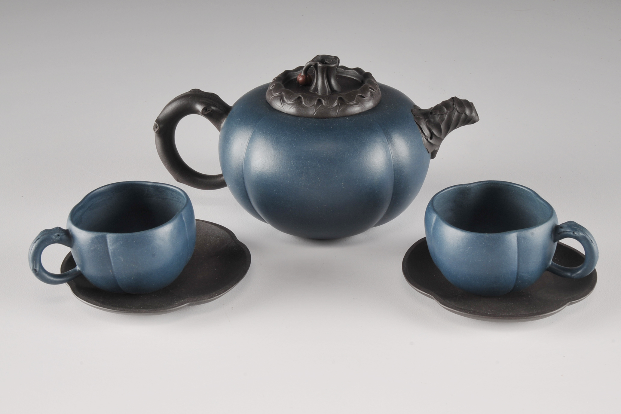 Chinese Yixing Clay Teapot and 2 Teacups