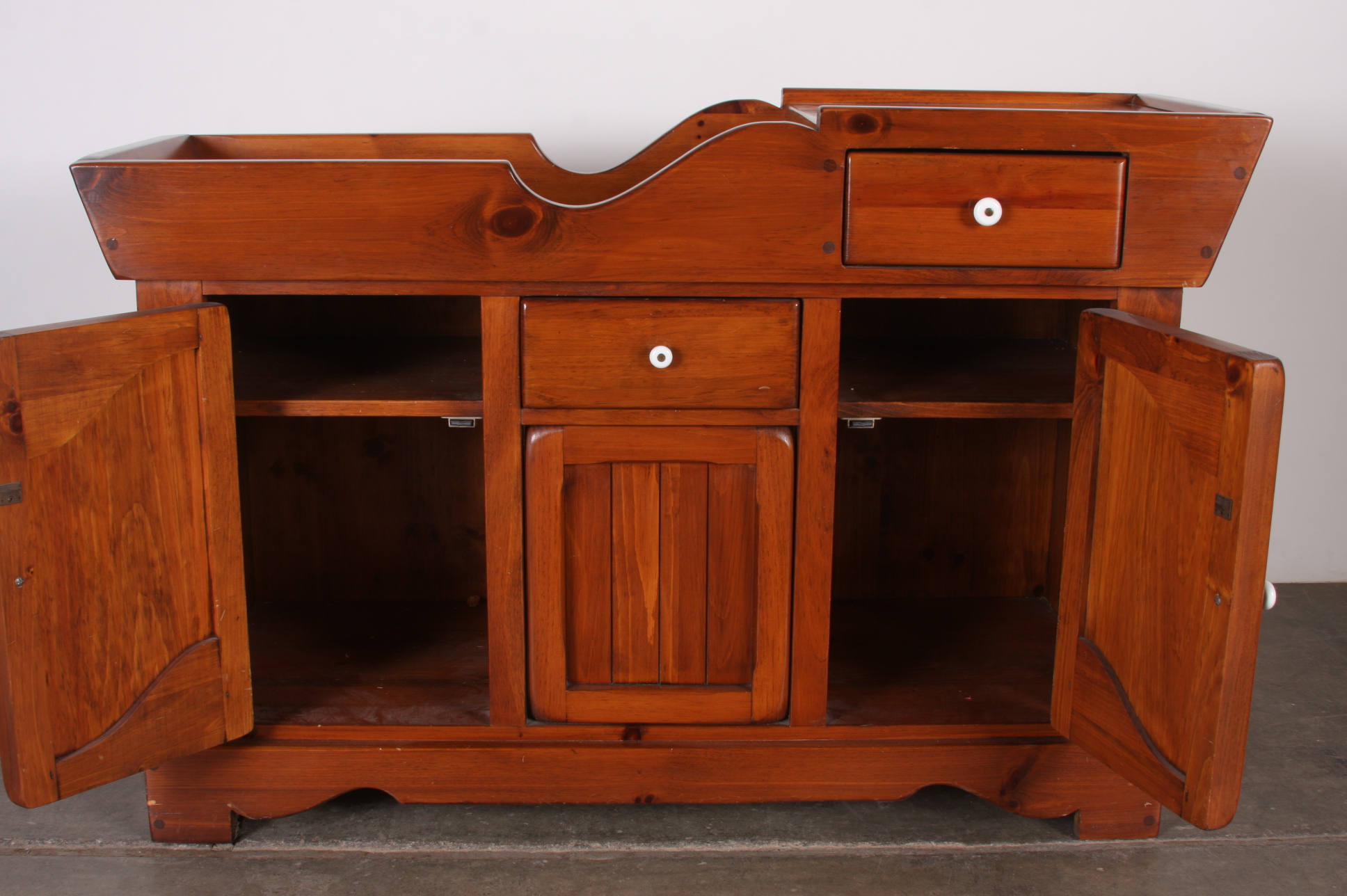 Contemporary Pine Dry Sink