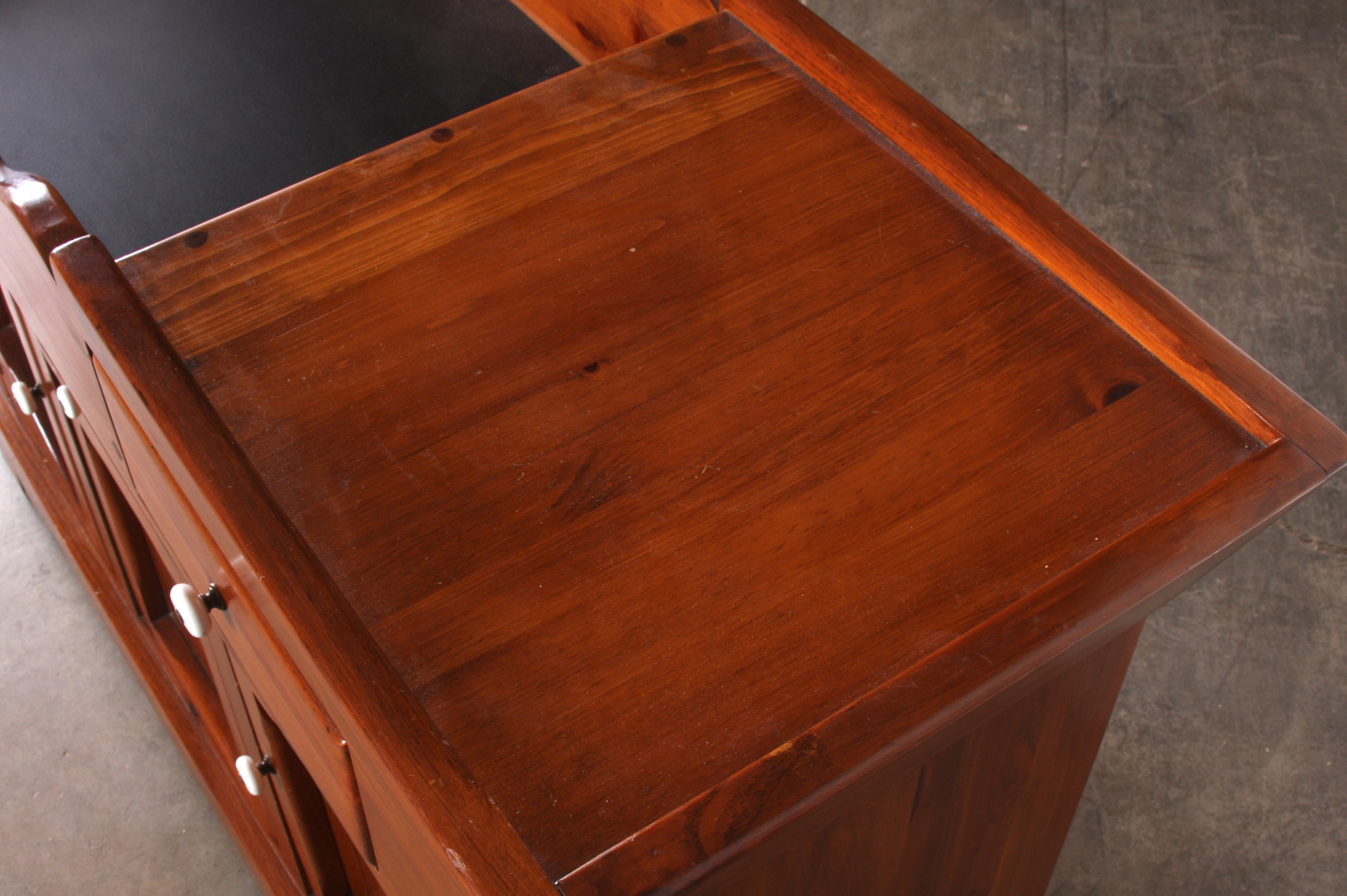 Contemporary Pine Dry Sink