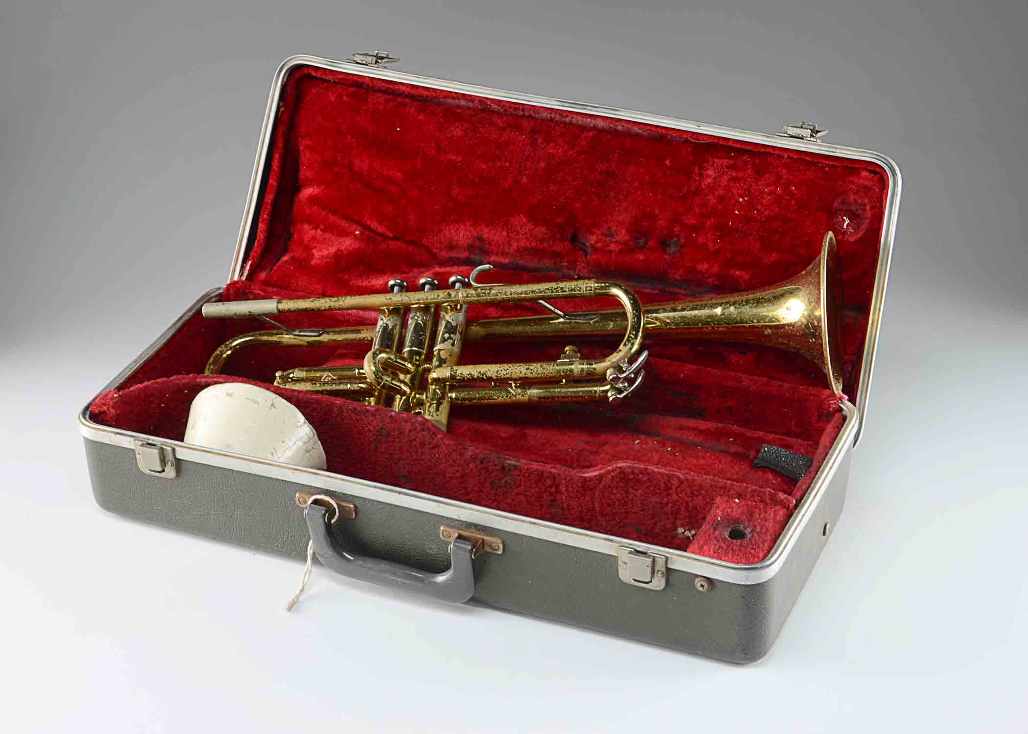 Vintage Bundy Gold Tone Trumpet