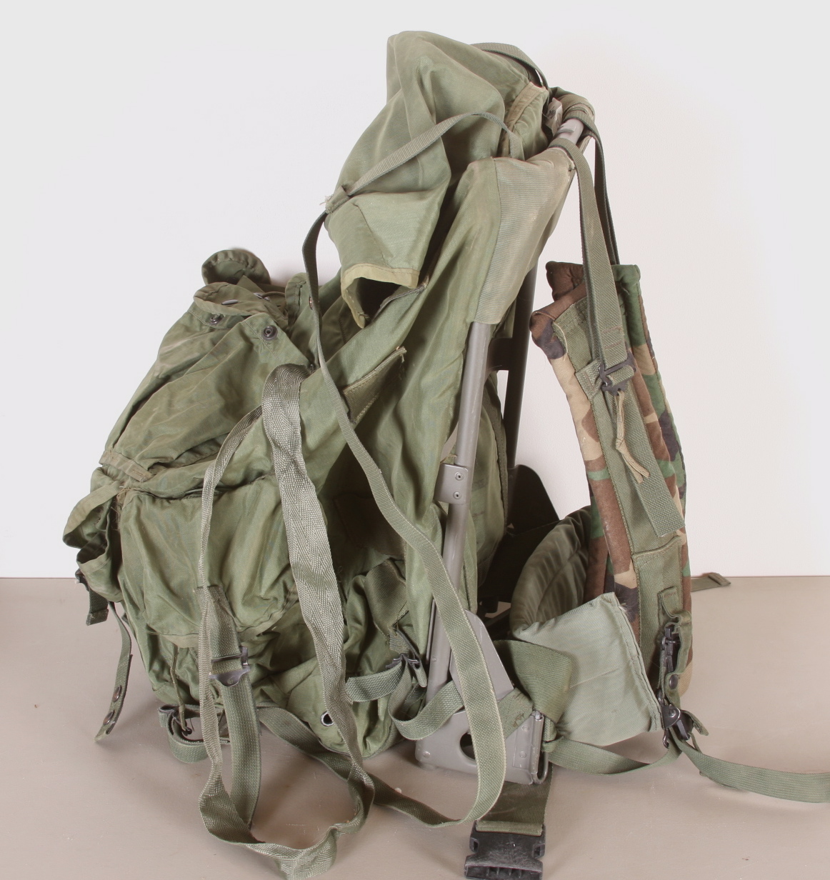 US Military Field Pack Combat Backpack