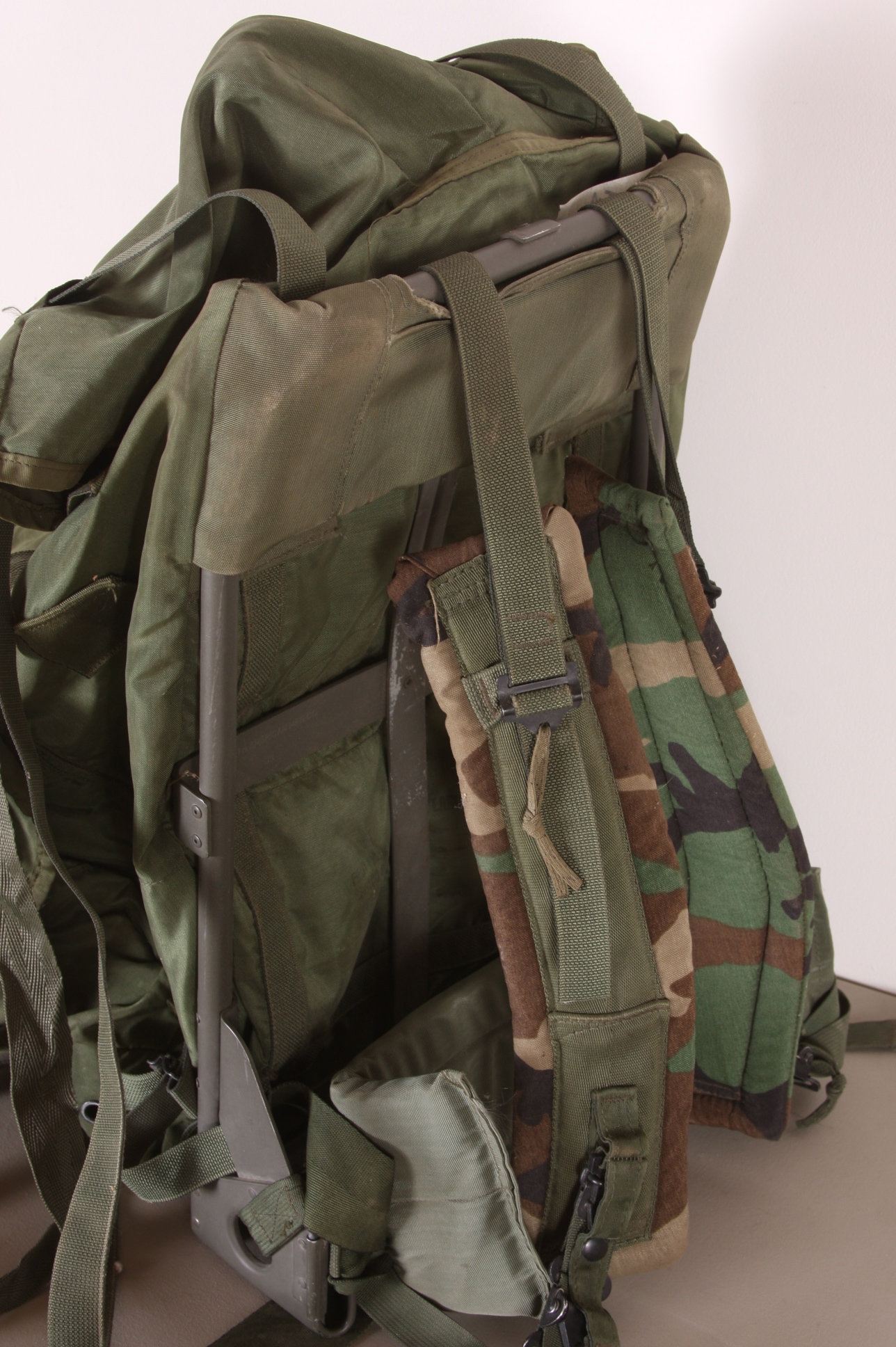 US Military Field Pack Combat Backpack