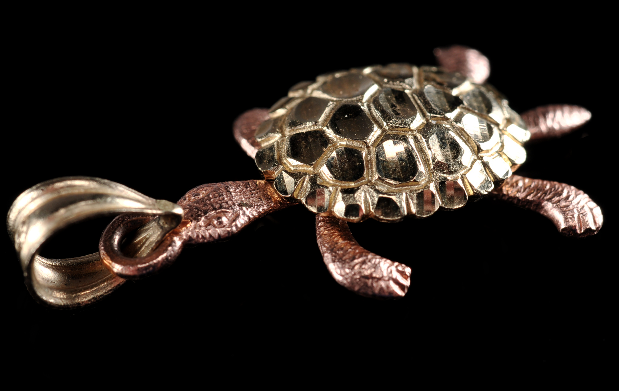 14K Gold Turtle Pendant