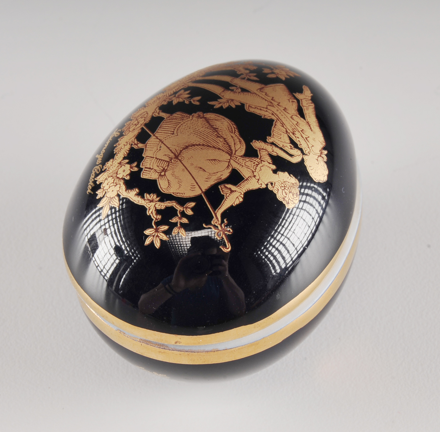 Porcelain Limoges Trinket or Ring Box