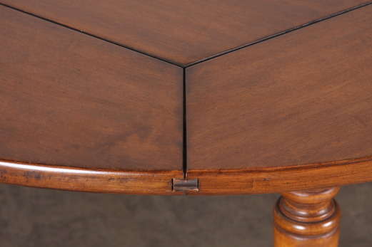 Dining Room Table and Four Chairs