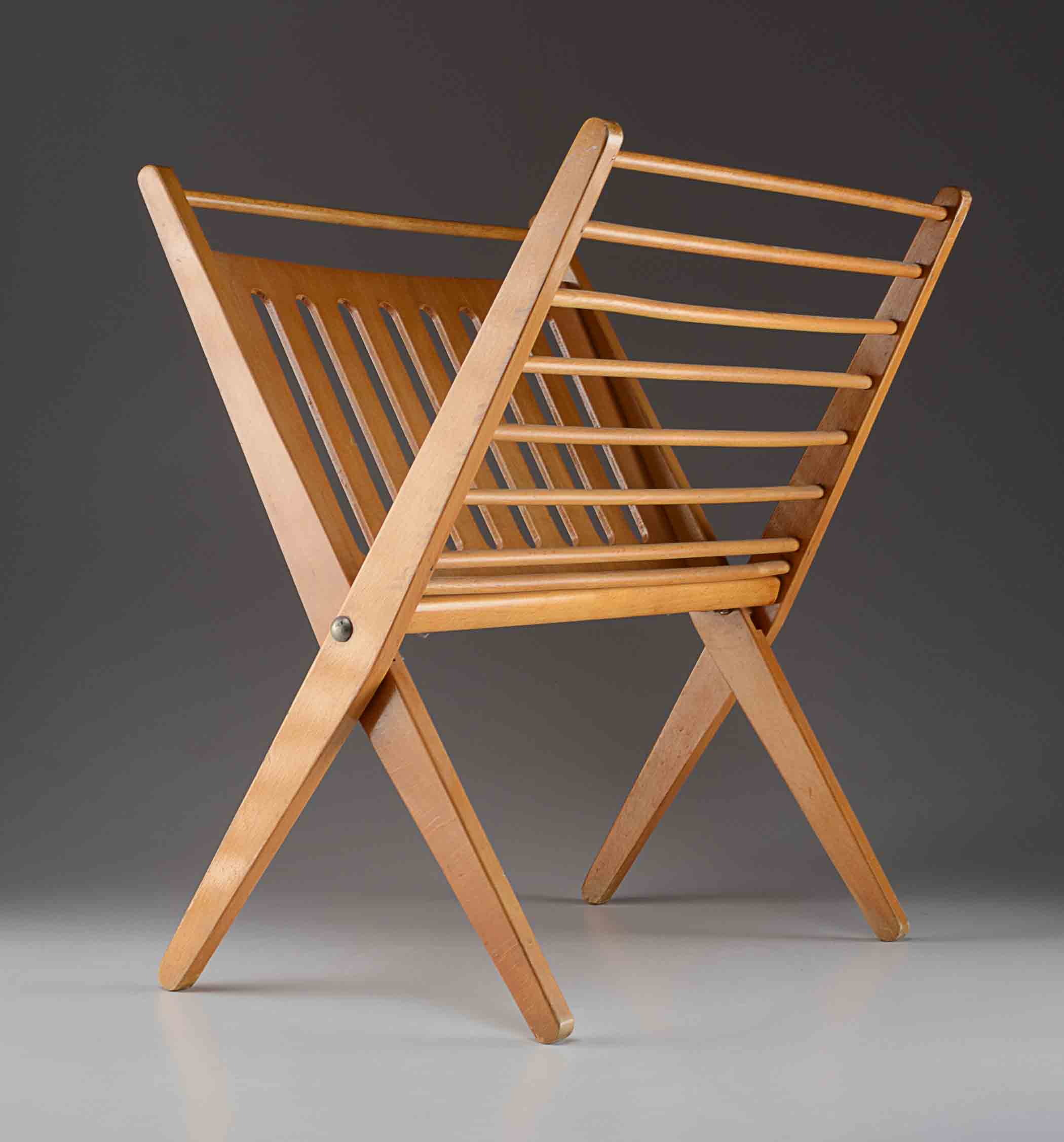 Nasco Mid Century Modern magazine rack in maple