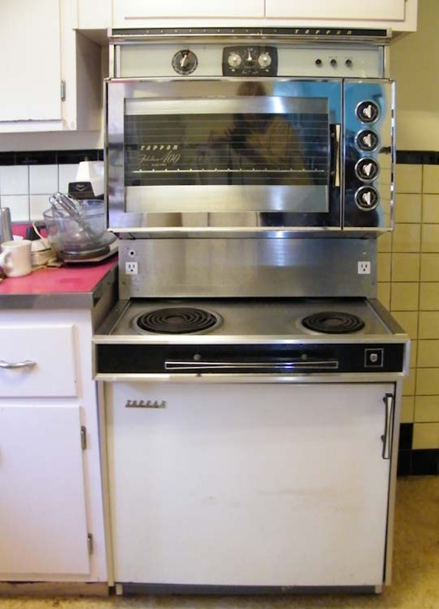 Mid Century Tappan "Fabulous 400' Electric Oven