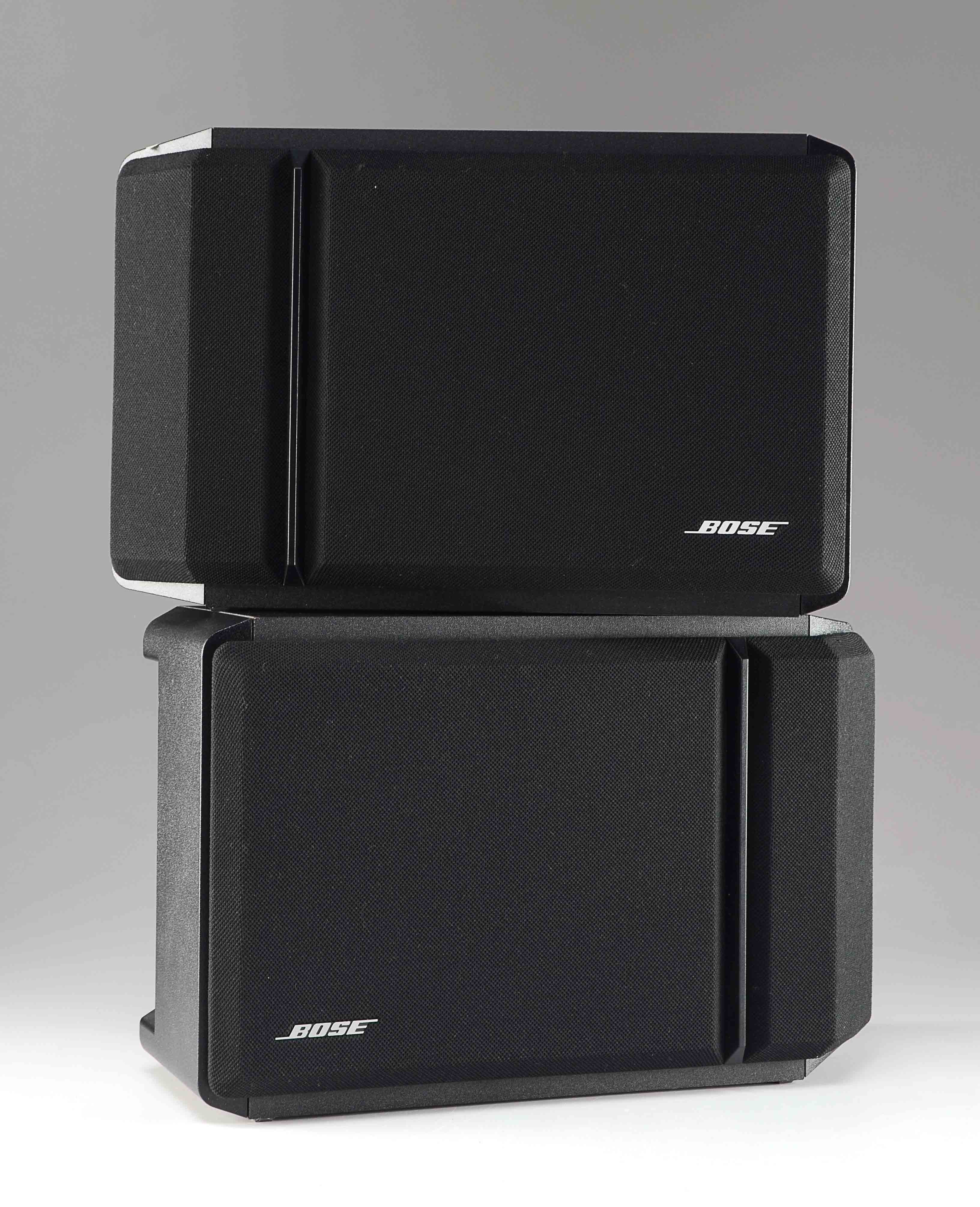 Pair of Bose 201 Series IV Direct Relecting Stereo bookshelf Speakers