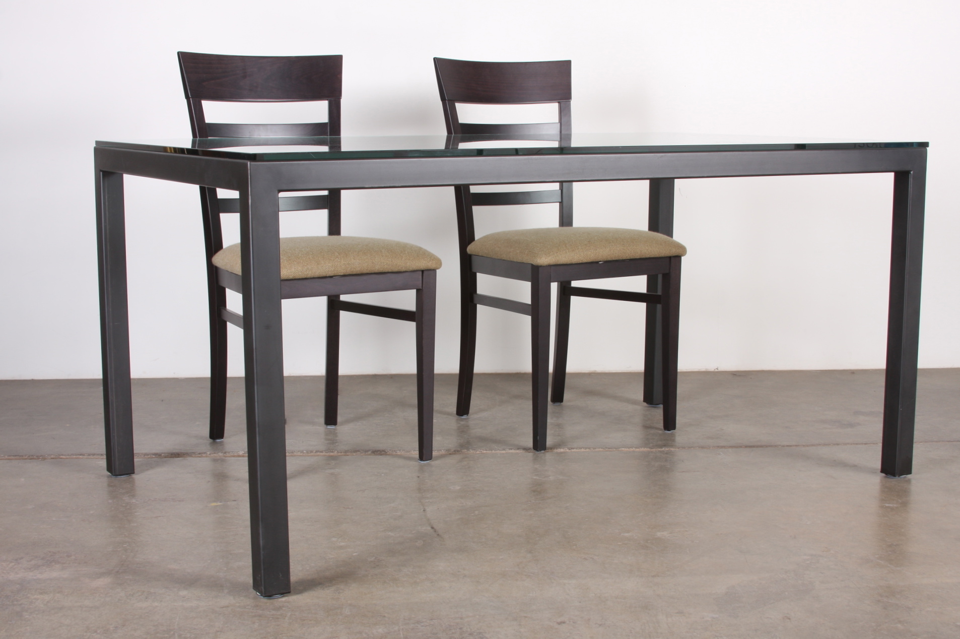 Modern Dining Table and Chairs