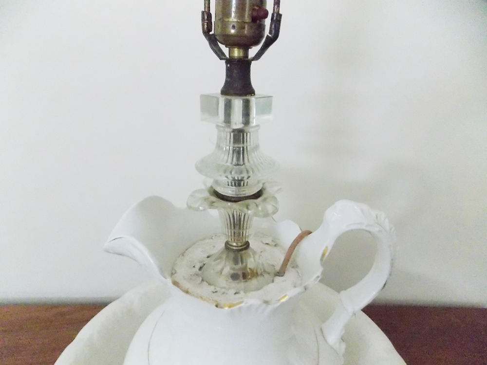 Wash Bowl and Pitcher Table Lamp