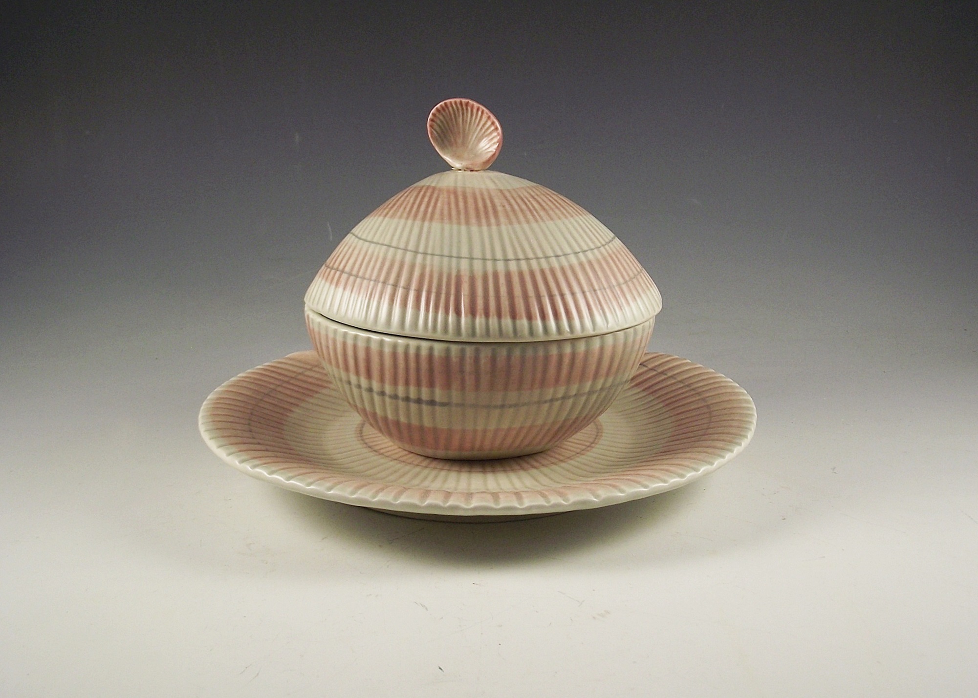 Fitz and Floyd lidded shell bowl and under plate.