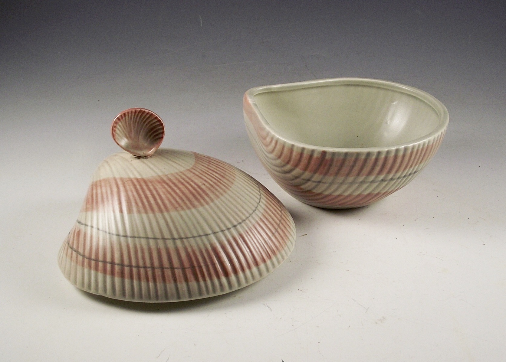 Fitz and Floyd lidded shell bowl and under plate.