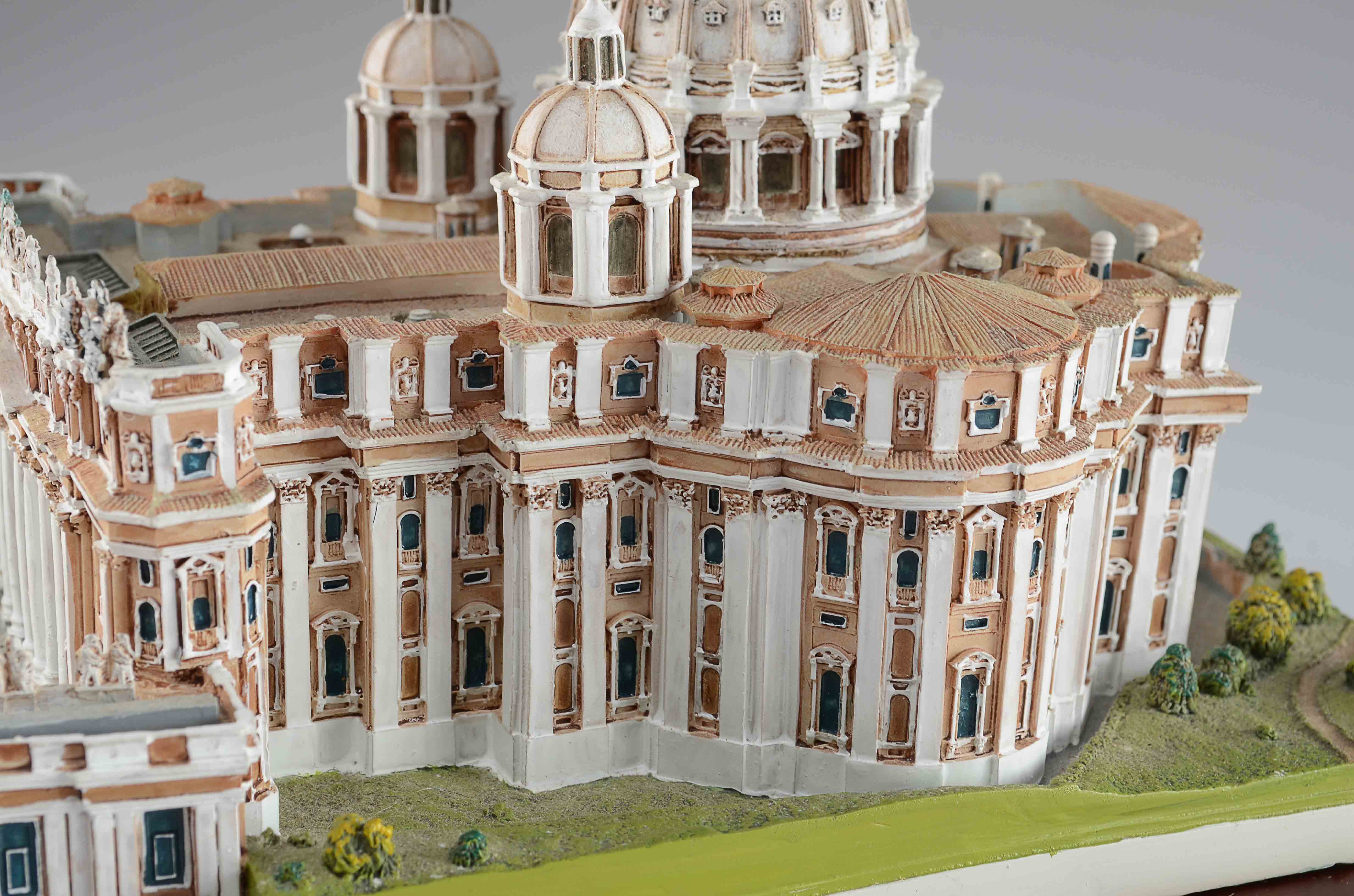 Danbury Mint "The Vatican" Replica with Wood Display Base