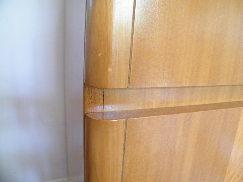 Mid Century R Way Blonde Five-Drawer Dresser