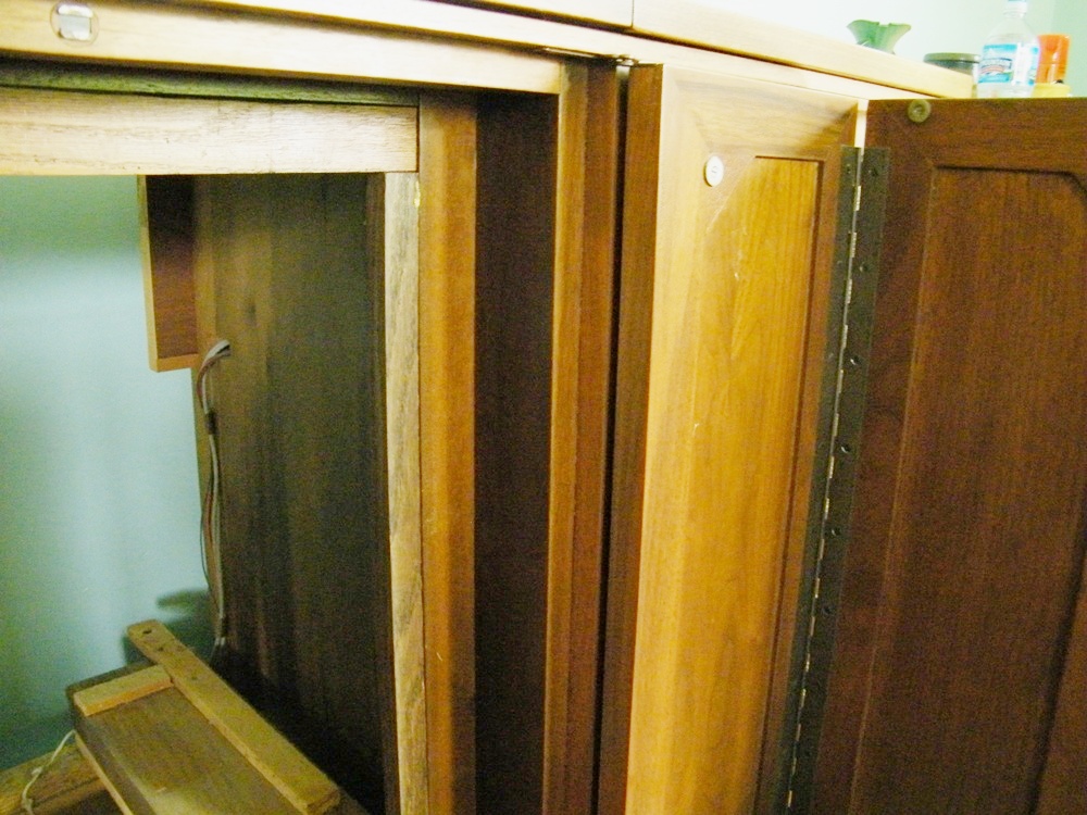 Mid Century Modern 'The Fisher' Stereo/Turntable  Cabinet