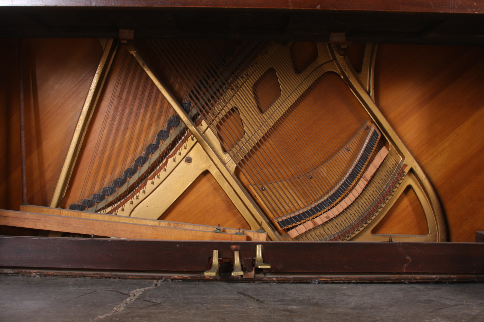 Story and Clark Piano