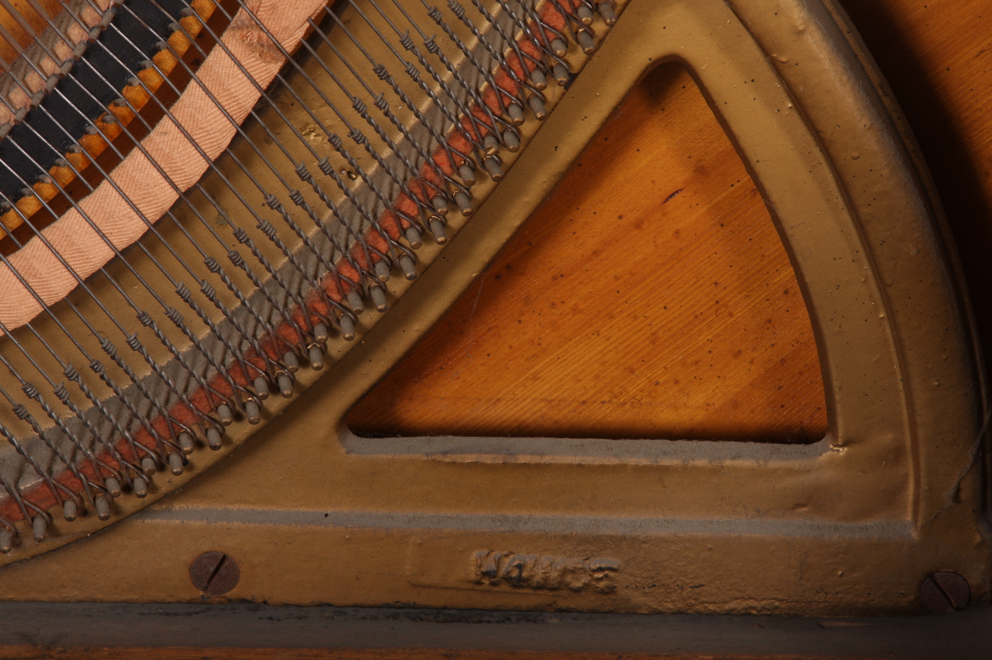 Story and Clark Piano