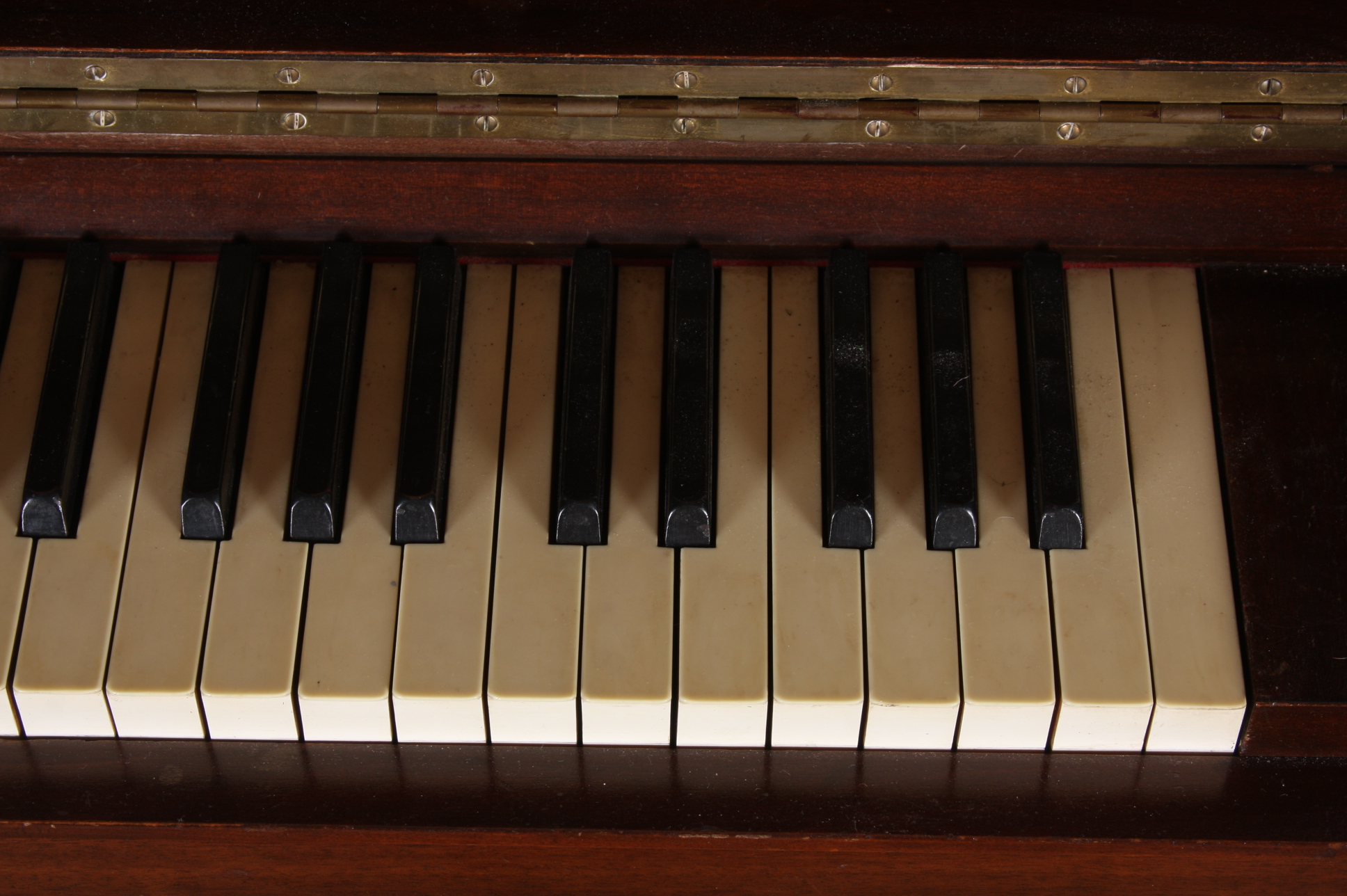Story and Clark Piano