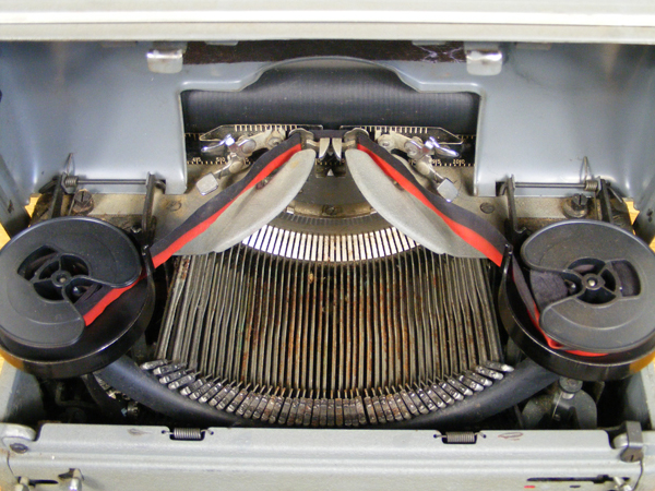 Royal "Touch Control" Manual Typewriter