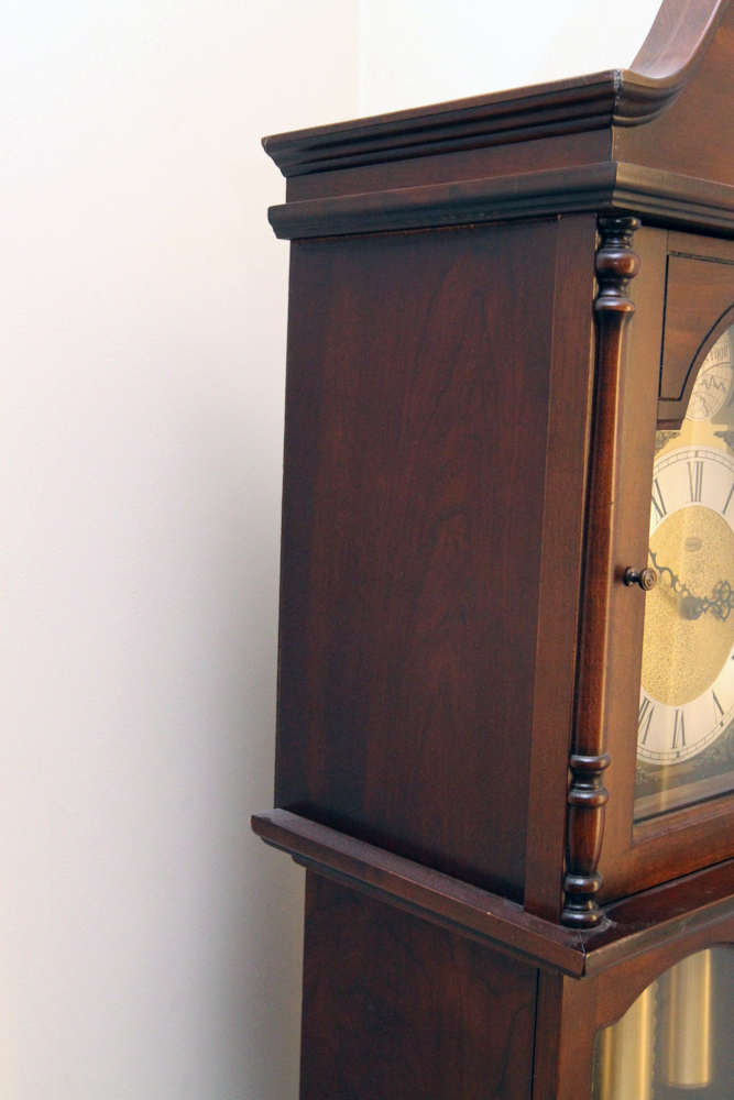 Beautiful Ridgway Grandfather Floor Clock Tempus Fujit 