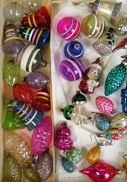 Noma Bubble-Lites and Variety of Vintage Christmas Ornaments