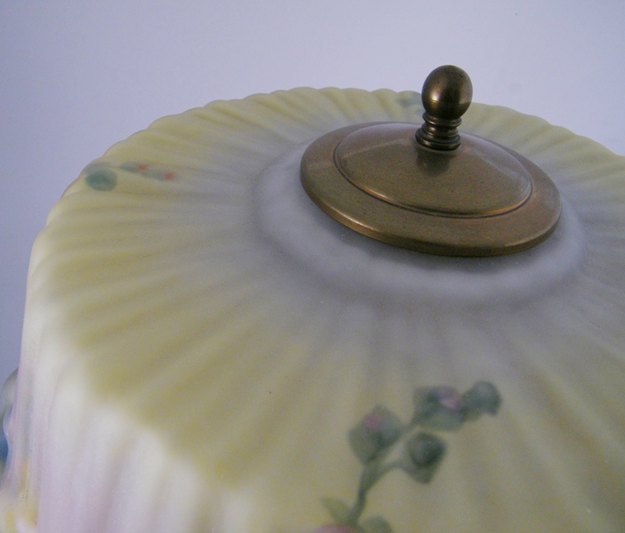 Pairpoint Puffy Hollyhock Lamp