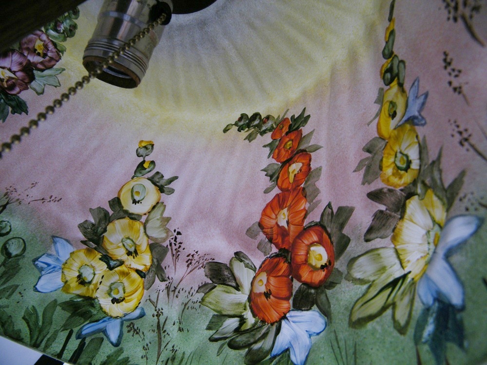 Pairpoint Puffy Hollyhock Lamp