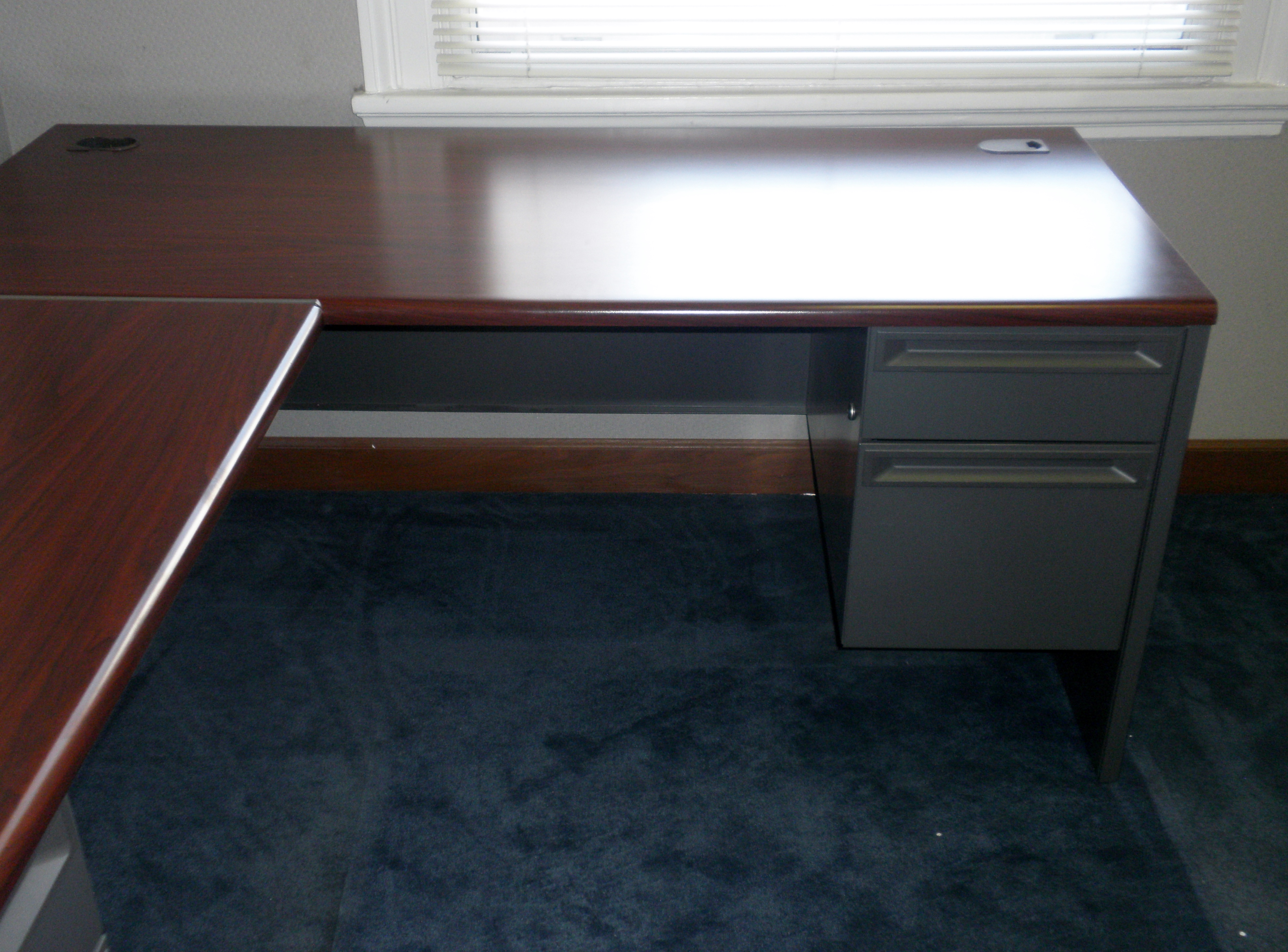 Modern L-Shaped Desk