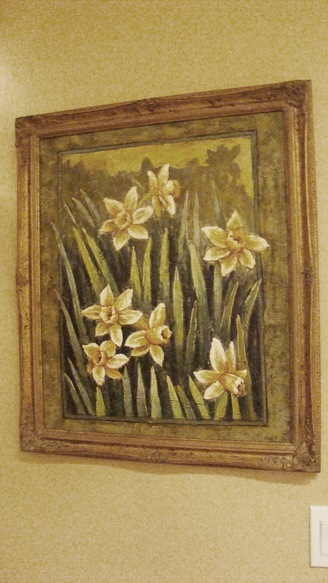 Giclee of Daffodils in antique finish frame
