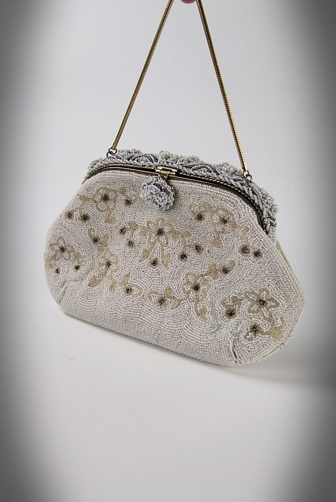 Three early 20th Century hand beaded purses