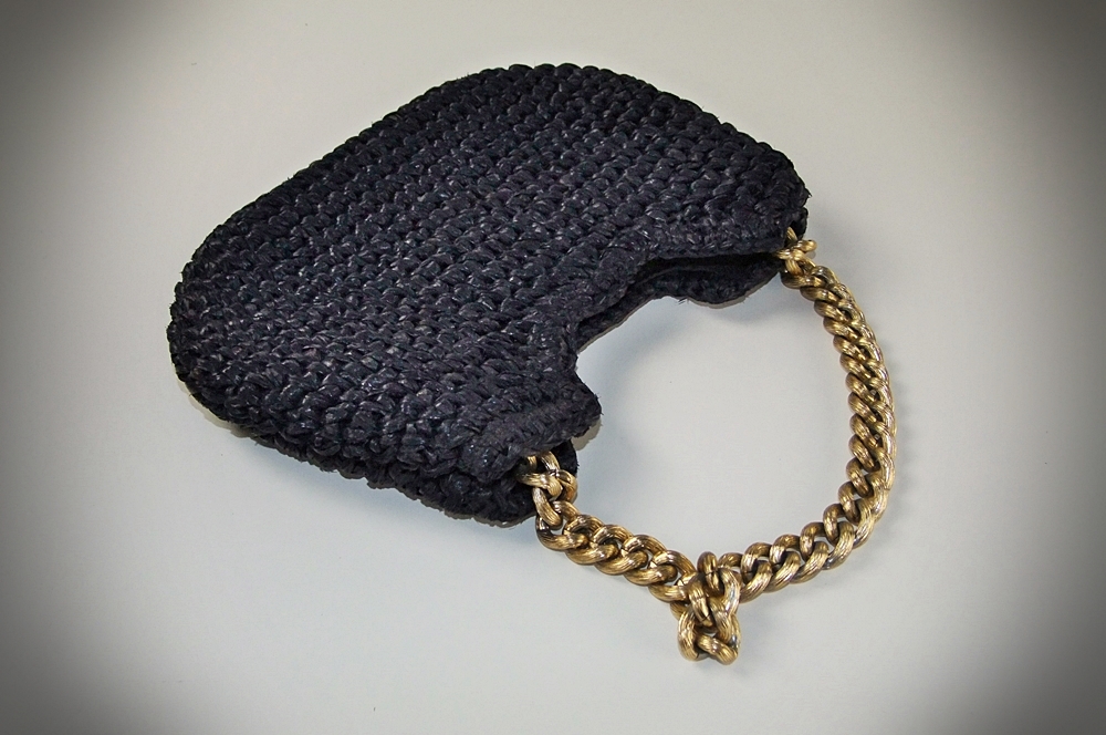 Collection of vintage accessories 