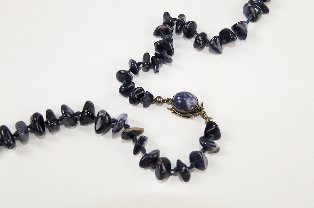 Vintage 36" natural sodalite beaded necklace