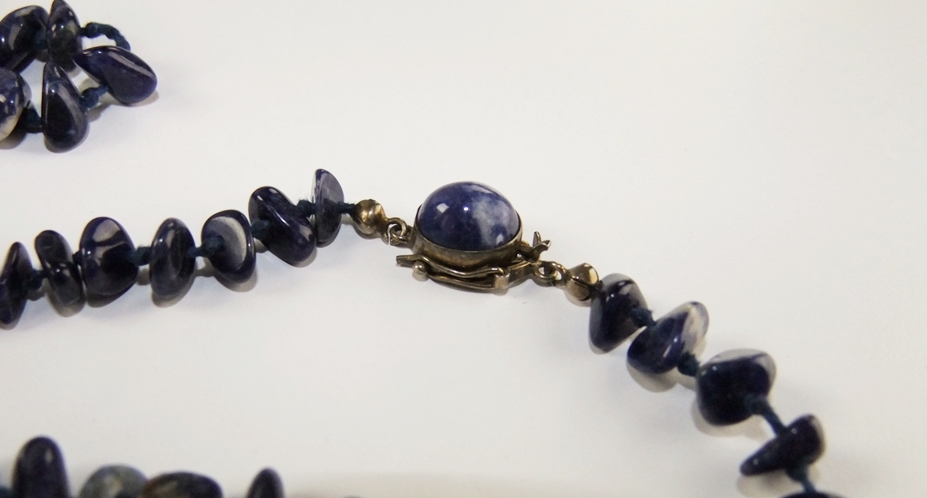 Vintage 36" natural sodalite beaded necklace